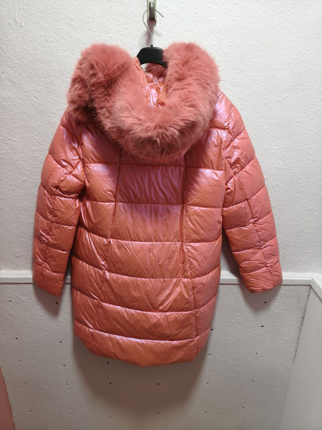 Abrigo acolchado capucha pelo