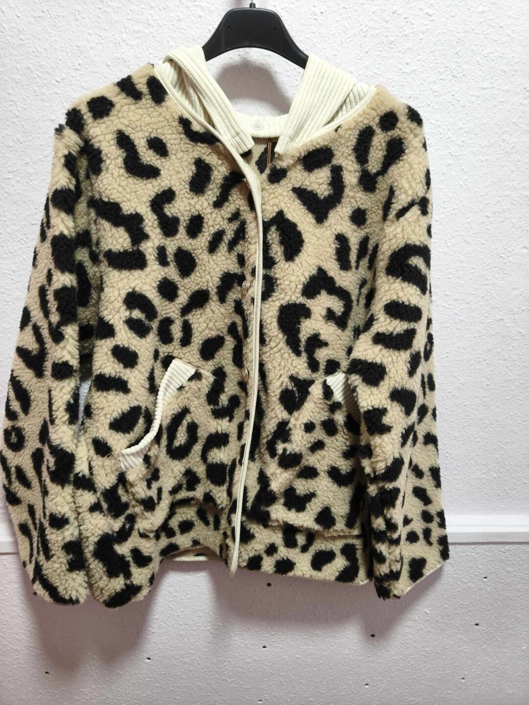 Chaqueta borrego print animal MILANO