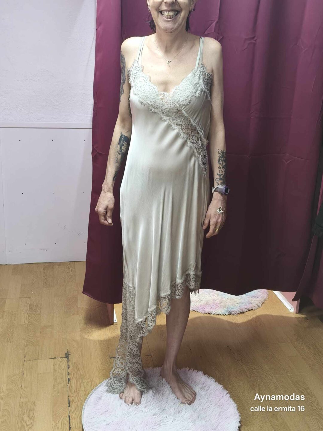 vestido lencero
